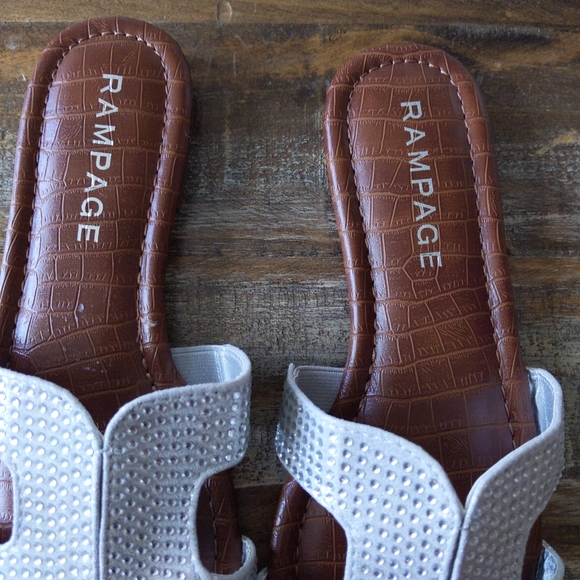 🆕🌿RAMPAGE SANDALS🌿 - Picture 3 of 11